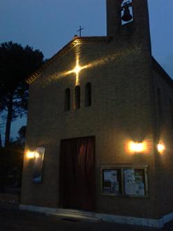 Fornace-esterno-notte-chiesa_mini