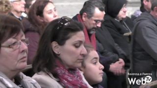 Grande folla in duomo per l’ultimo saluto a don Giovanni Giussani