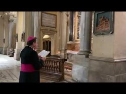 La Via Crucis dell’Arcivescovo Lorenzo