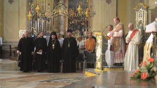 Sant’Apollinare, Arcivescovo: “Non ci si può definire religiosi se non si ama ogni uomo”