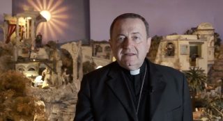 auguri arcivescovo ghizzoni natale web 2020