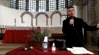 Don Luigi Maria Epicoco – Nel buio della Passione sui passi del Risorto
