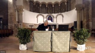 Padre Ermes Ronchi: Una luce irrompe nel buio. In cammino incontro alla Pasqua