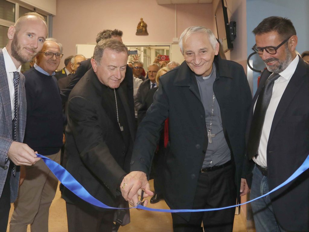 02-10 -2025-; ravenna -santa teresa – inaugurazione casa della carità e ampliamento dormitorio , carità . poveri , senza tetto .zuppi inaugurazione messa cardinale . ghizzoni